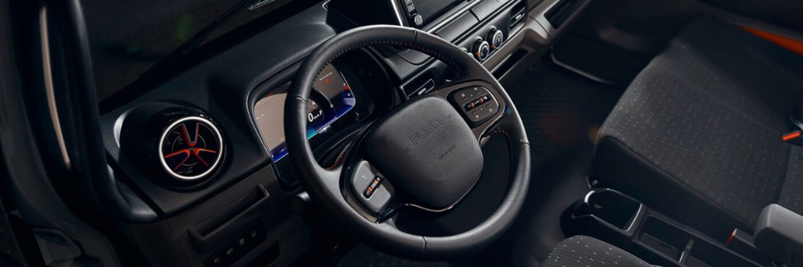 fuso canter interior